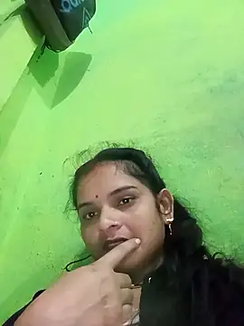 Snapshot of Uma_pande chatting on December 22, 2025, 2:55 am Uma pande online show from December 22, 2025, 2:55 am