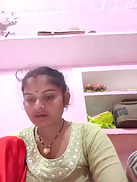 Snapshot of Uma_pande chatting on February 17, 2026, 10:51 pm Uma pande online show from February 17, 2026, 10:51 pm