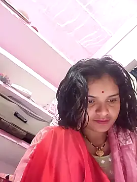 Snapshot of Uma_pande chatting on February 13, 2026, 7:30 am Uma pande online show from February 13, 2026, 7:30 am