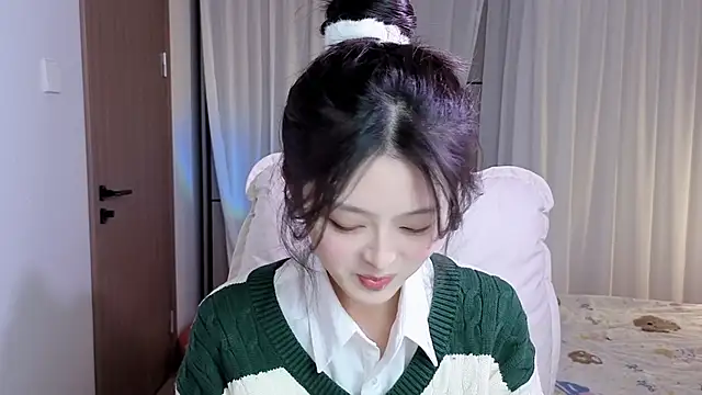 Snapshot of Koikoi___ chatting on February 6, 2026, 3:46 am Koikoi online show from February 6, 2026, 3:46 am