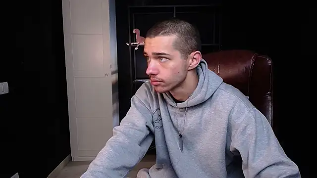 KaydenDrew online show from February 7, 2026, 5:37 am