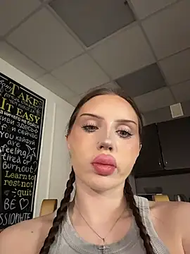 EfiMeyer online show from January 10, 2026, 4:19 am