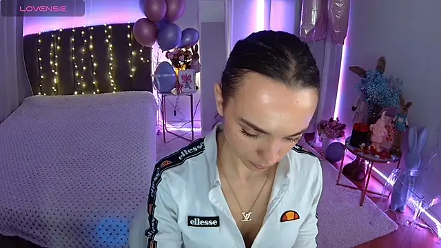 Dayana Foxy online show from March 4, 2026, 9:28 am