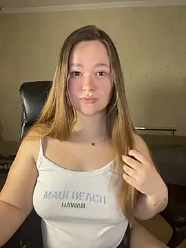 Snapshot of CaramelleSugarr chatting on May 1, 2026, 6:46 pm CaramelleSugarr online show from May 1, 2026, 6:46 pm