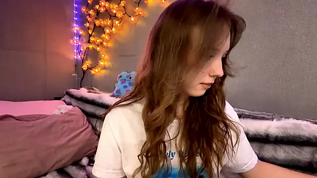 Snapshot of Princessofcashe chatting on March 15, 2026, 3:41 pm Princessofcashe online show from March 15, 2026, 3:41 pm