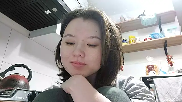 VelmaMaasch online show from February 3, 2026, 3:06 pm