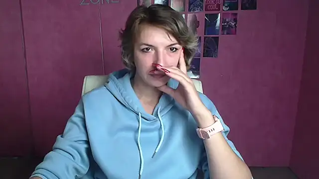 Lana Foxyy online show from July 10, 2026, 5:40 am