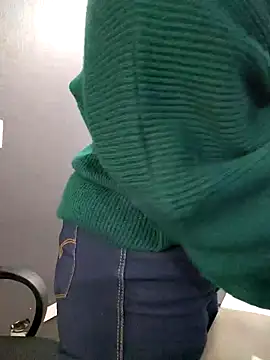 Snapshot of Venuz_Rivers_ chatting on December 17, 2025, 1:16 pm Venuz Rivers online show from December 17, 2025, 1:16 pm