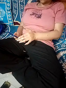 Snapshot of Sofia-111 chatting on February 5, 2026, 5:09 pm Sofia-111 online show from February 5, 2026, 5:09 pm