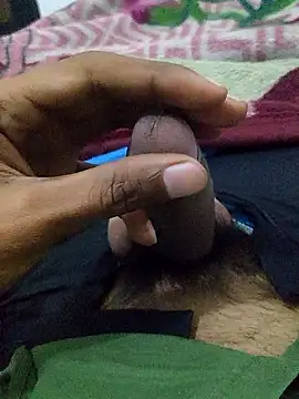 Snapshot of padosi_girl chatting on February 17, 2026, 5:54 pm padosi girl online show from February 17, 2026, 5:54 pm