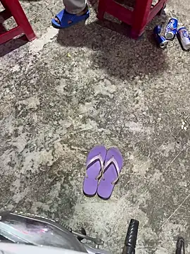 Snapshot of bi_biii chatting on February 15, 2026, 2:05 pm bi biii online show from February 15, 2026, 2:05 pm