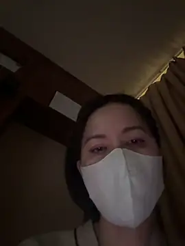 Snapshot of bi_biii chatting on February 4, 2026, 10:32 am bi biii online show from February 4, 2026, 10:32 am