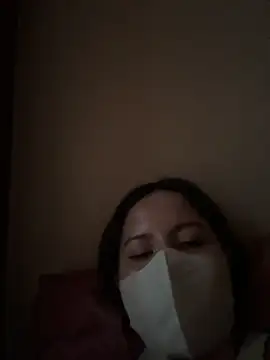 Snapshot of bi_biii chatting on February 5, 2026, 10:44 am bi biii online show from February 5, 2026, 10:44 am