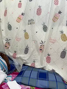 Snapshot of bi_biii chatting on February 13, 2026, 3:56 pm bi biii online show from February 13, 2026, 3:56 pm