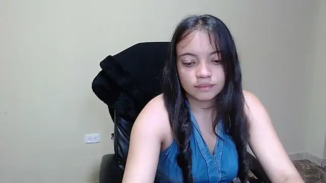 Snapshot of smith_celeste chatting on March 19, 2025, 10:53 pm smith celeste online show from March 19, 2025, 10:53 pm