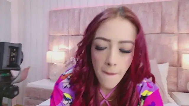 Snapshot of ScarlettFoox chatting on January 9, 2026, 1:18 pm ScarlettFoox online show from January 9, 2026, 1:18 pm