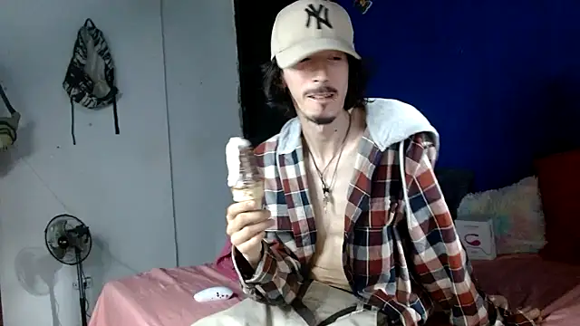 sk8-boy online show from April 4, 2026, 4:13 pm