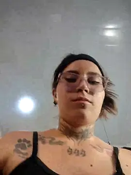 mara adiction online show from March 30, 2026, 10:00 pm