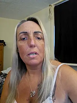 Snapshot of theblondecocklover chatting on May 16, 2026, 7:24 pm theblondecocklover online show from May 16, 2026, 7:24 pm