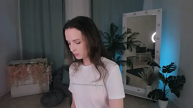 Ariadna Shy online show from October 4, 2025, 9:05 pm