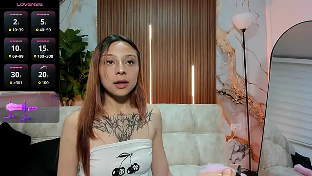 Nickie reed  online show from December 21, 2025, 8:53 pm