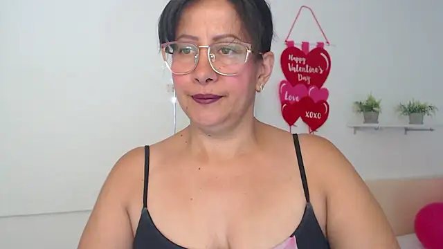 christy ant online show from February 16, 2026, 6:28 pm