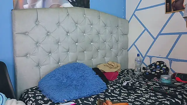 sexy abby01 online show from June 5, 2026, 3:18 pm