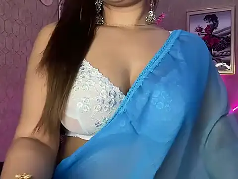 DimondGirl  online show from April 27, 2026, 7:01 pm