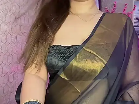 DimondGirl  online show from May 2, 2026, 6:57 pm