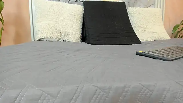 alex xhunter online show from January 5, 2026, 7:17 pm