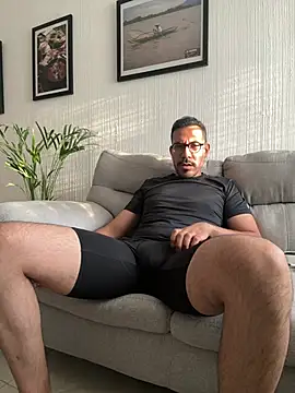 AdrianGarcia89 online show from May 24, 2026, 12:32 am