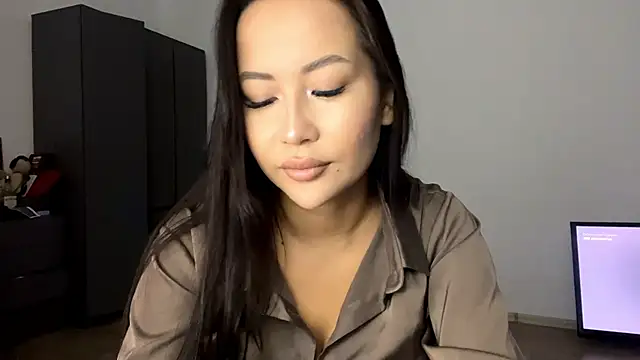 Your Mel0dy online show from December 19, 2025, 11:45 am