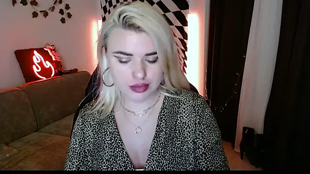 Ariana Saint online show from March 29, 2026, 8:54 pm