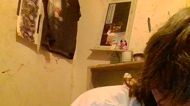 becky1111 online show from June 1, 2026, 9:31 am