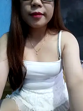 lanahotvn online show from April 7, 2026, 6:54 pm