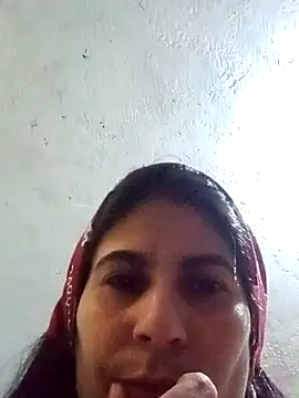 Laflaca12 online show from April 7, 2026, 5:37 pm