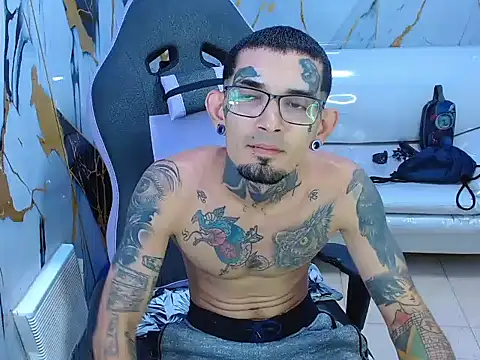 Boy tatto77 online show from July 19, 2026, 2:03 pm