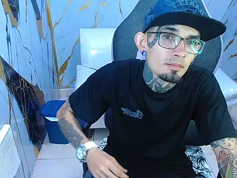 Boy tatto77 online show from July 22, 2026, 1:51 am