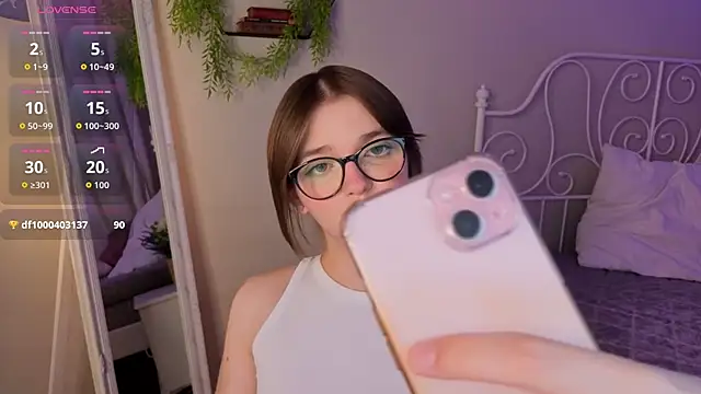 LetoriaNotley online show from March 18, 2026, 9:15 pm