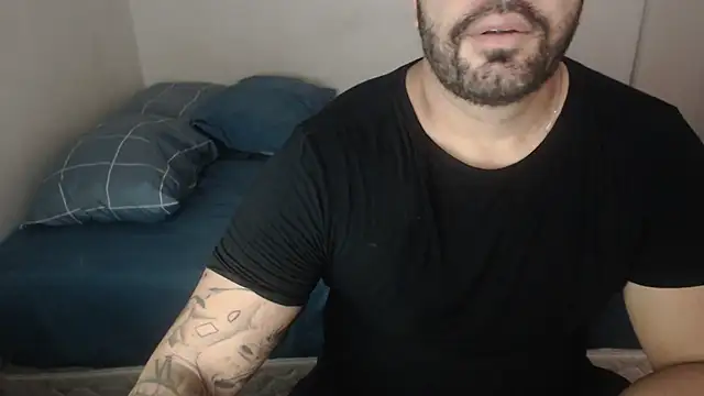 drlluis online show from May 4, 2026, 2:09 pm
