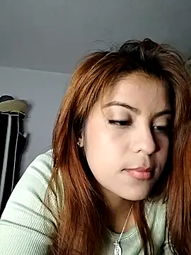 Snapshot of mia_hottie2210 chatting on January 13, 2026, 2:48 am mia hottie2210 online show from January 13, 2026, 2:48 am