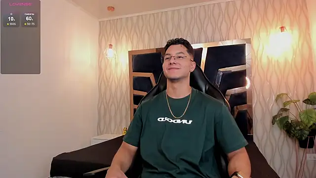 Noah Clarkk online show from March 30, 2026, 5:14 pm