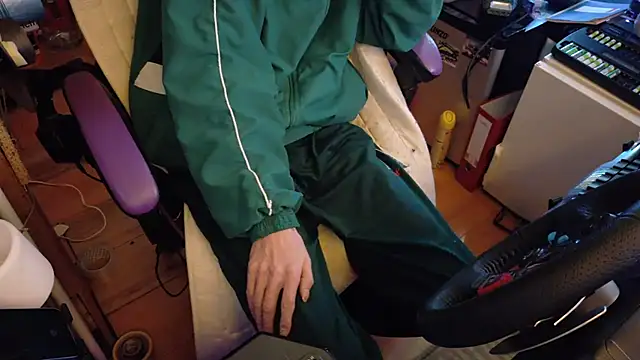 Snapshot of Gay-Versaut chatting on February 5, 2026, 8:59 pm Gay-Versaut online show from February 5, 2026, 8:59 pm