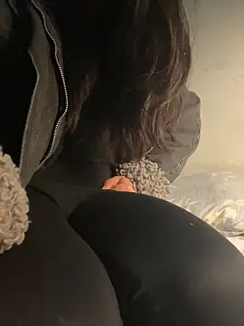 Snapshot of linh-li chatting on January 7, 2026, 5:45 am linh-li online show from January 7, 2026, 5:45 am