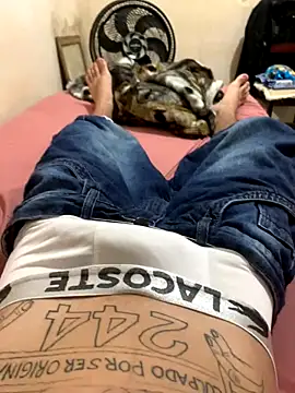 Snapshot of heitorpaugrande chatting on December 23, 2025, 6:02 am heitorpaugrande online show from December 23, 2025, 6:02 am