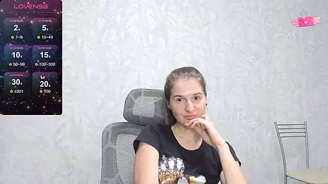 Snapshot of Ally_Kristin chatting on February 9, 2026, 5:38 am Ally Kristin online show from February 9, 2026, 5:38 am