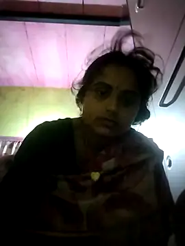Snapshot of Cut_salni chatting on July 21, 2026, 11:39 pm Cut salni online show from July 21, 2026, 11:39 pm
