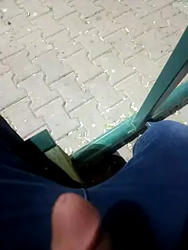 musa27272 online show from April 28, 2026, 12:53 am