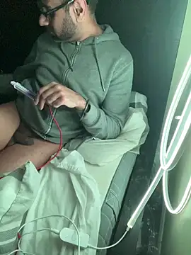 PAMI777 online show from February 18, 2026, 1:25 am