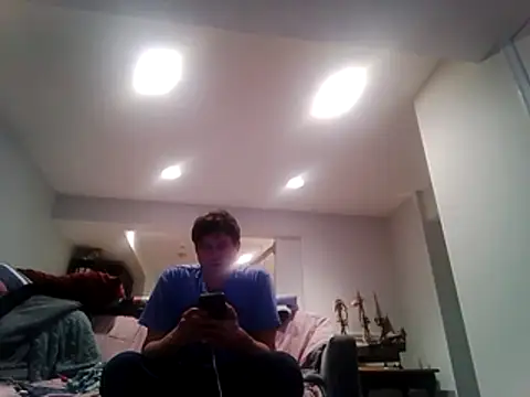 nobored online show from December 18, 2025, 1:15 pm